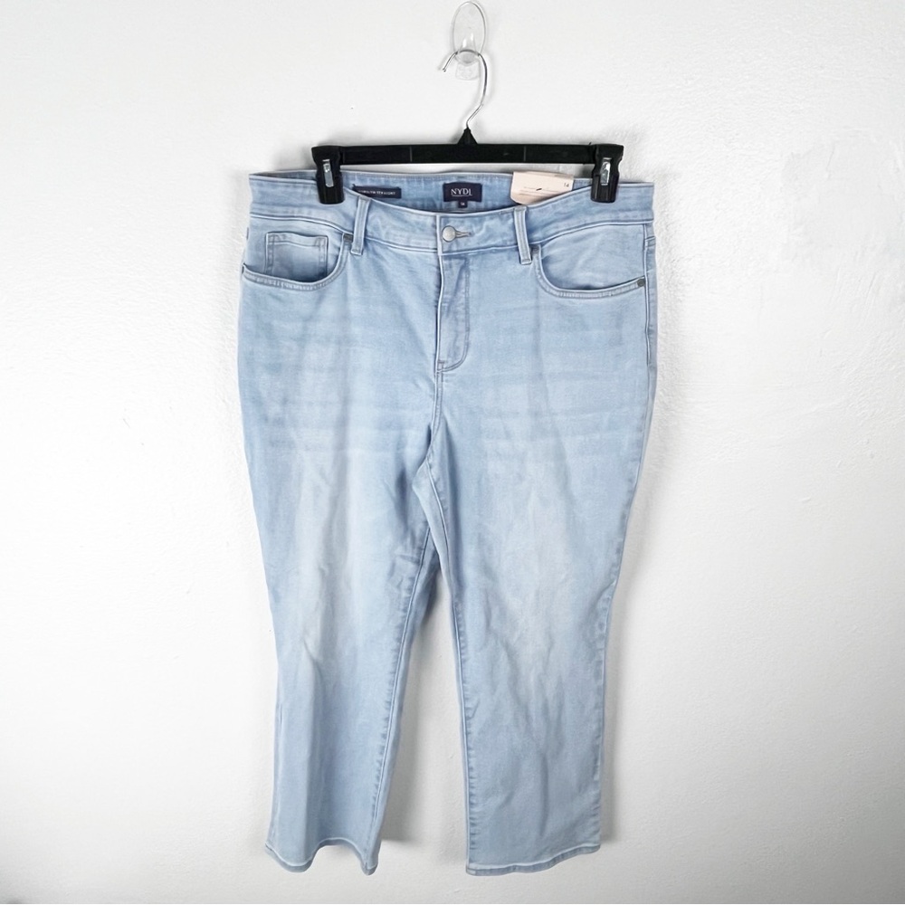 NYDJ Lightwash Marilyn Straight High Rise Lift Tuck Technology Crop Jeans 14